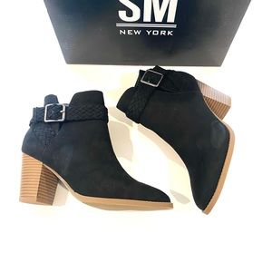 SM NEW YORK NWT $65 Womens 6 Black Barbie Zip up Ankle Boots *72